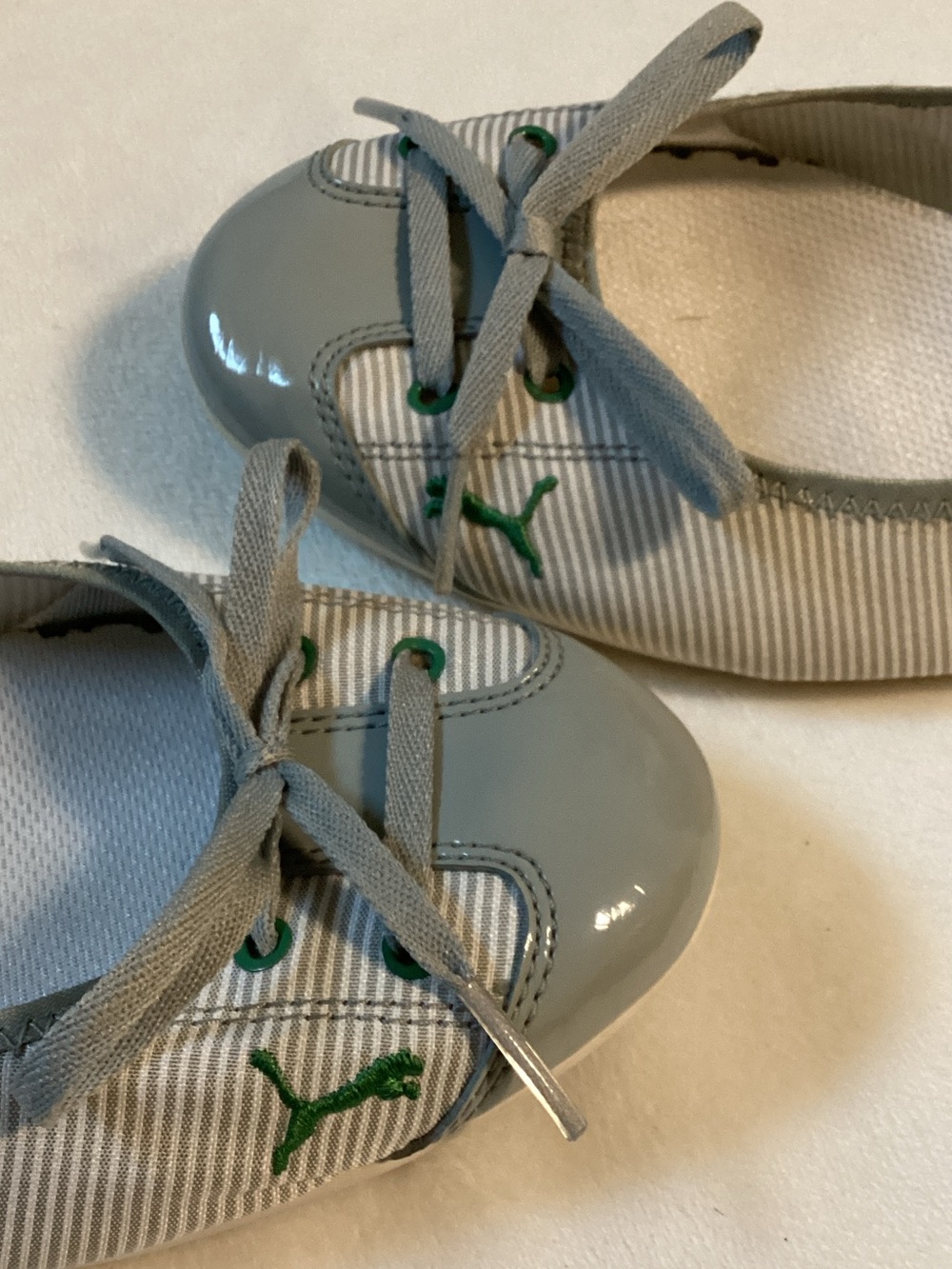 Vintage Puma Eco Ortholite Sz 9 Grey Striped Slip On Ballet Flats W/ Laces
